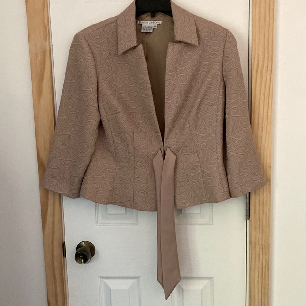 Maggy London Tan Blazer Suit Jacket 14